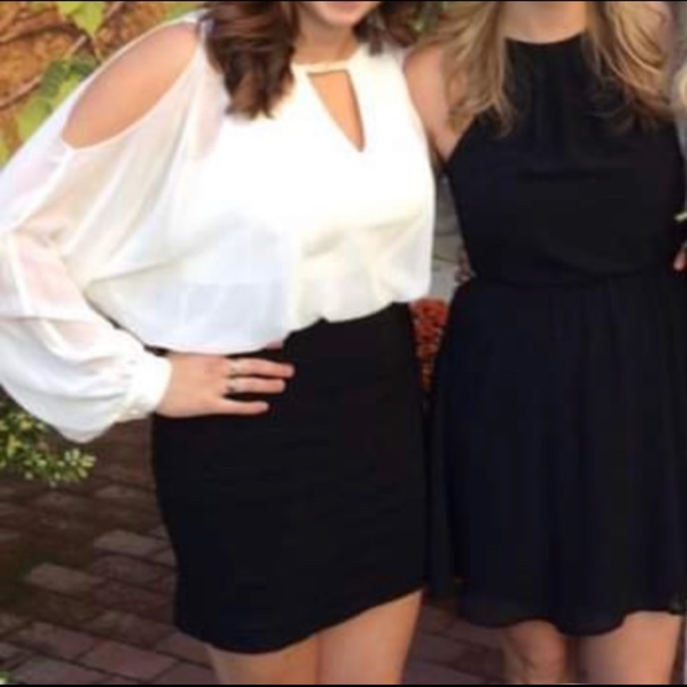 Black & White Dress - Picture 5 of 5